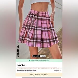 Pink pleated skirt